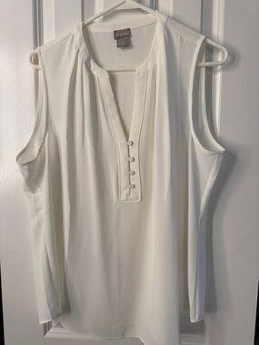 Chico's Cream Sleeveless Henley Button-Front Camisole
